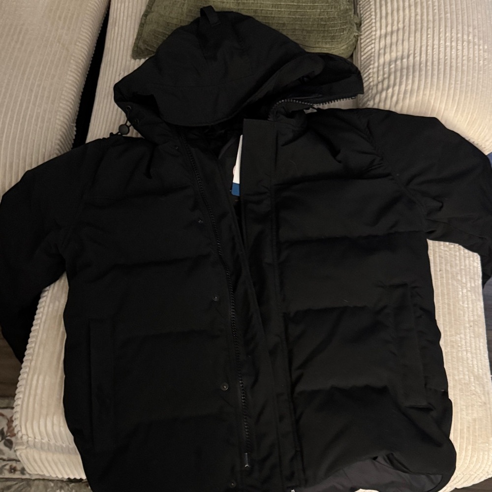 Canada Goose Men's Black Macmillan Parka Puffer Jacket